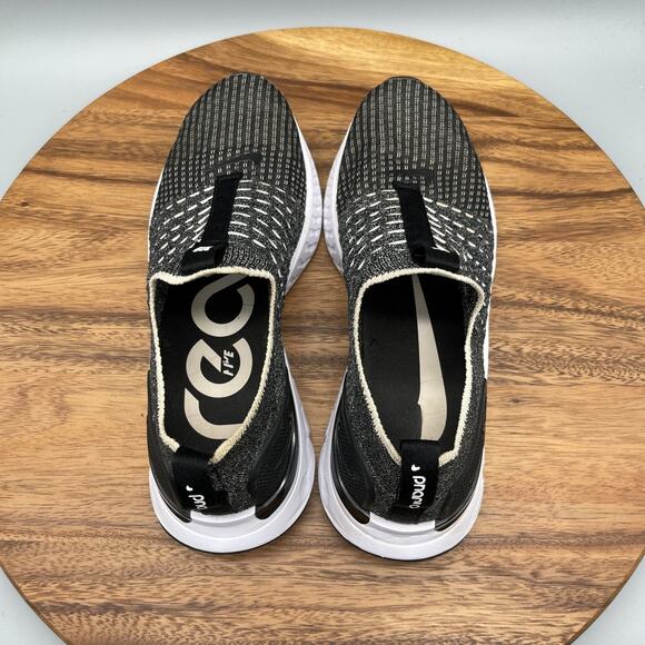 Nike React Phantom Run Flyknit 2 Shoes Womens Size 9 Oreo Running Comfort Gym - Picture 5 of 8